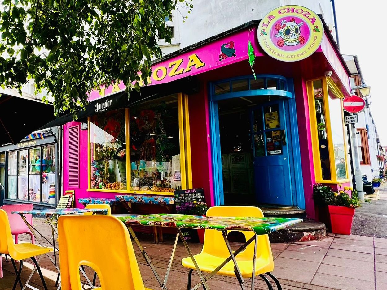 Gloucester Rd outdoor dining image